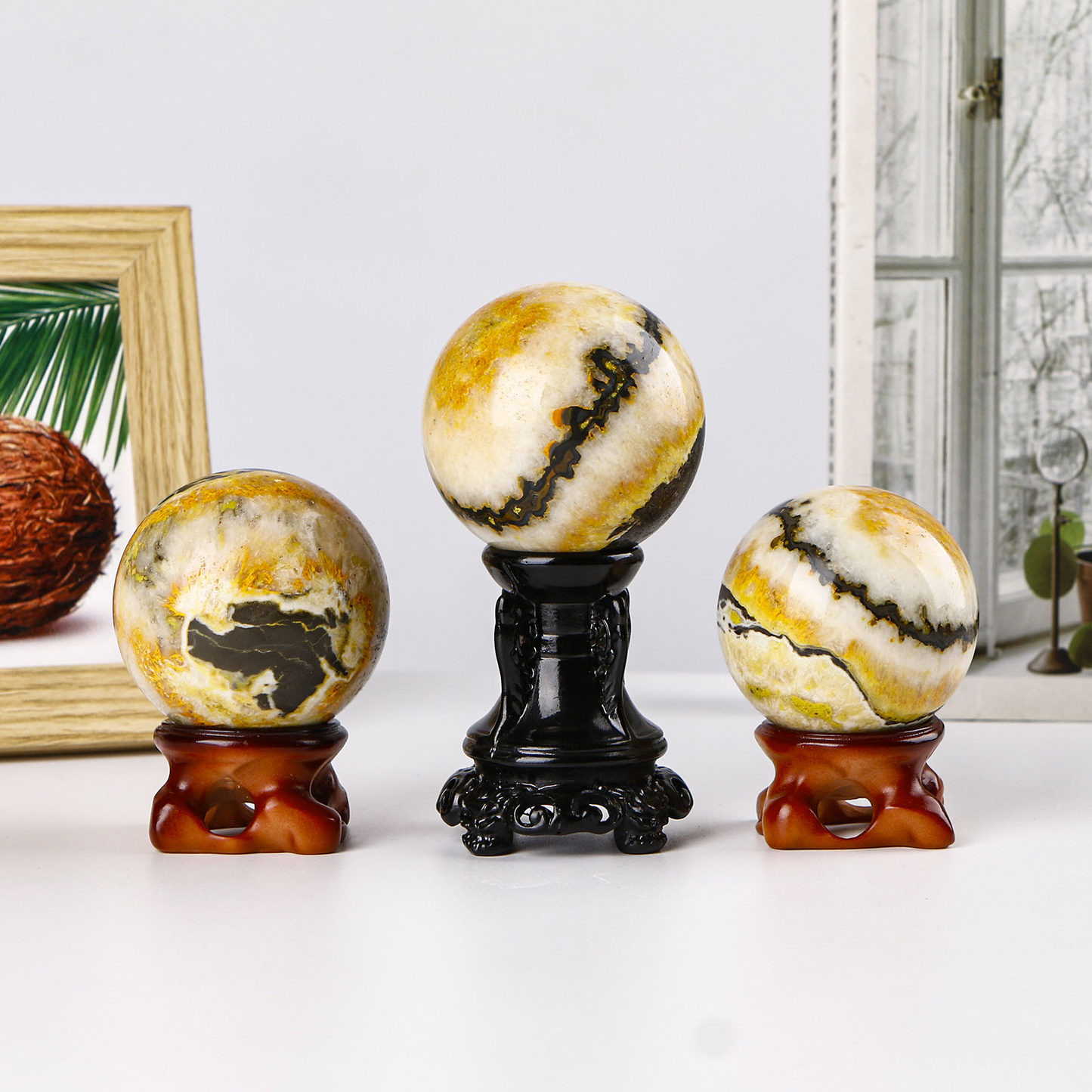 Natural Bumblebees Jasper Sphere Healing Energy Ball Meditation Home Decor Gift