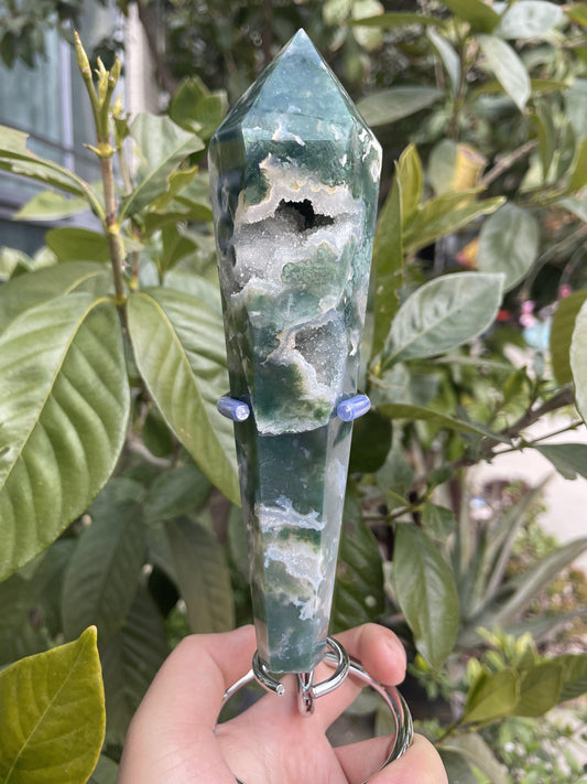 moss agate wand (deep colour)