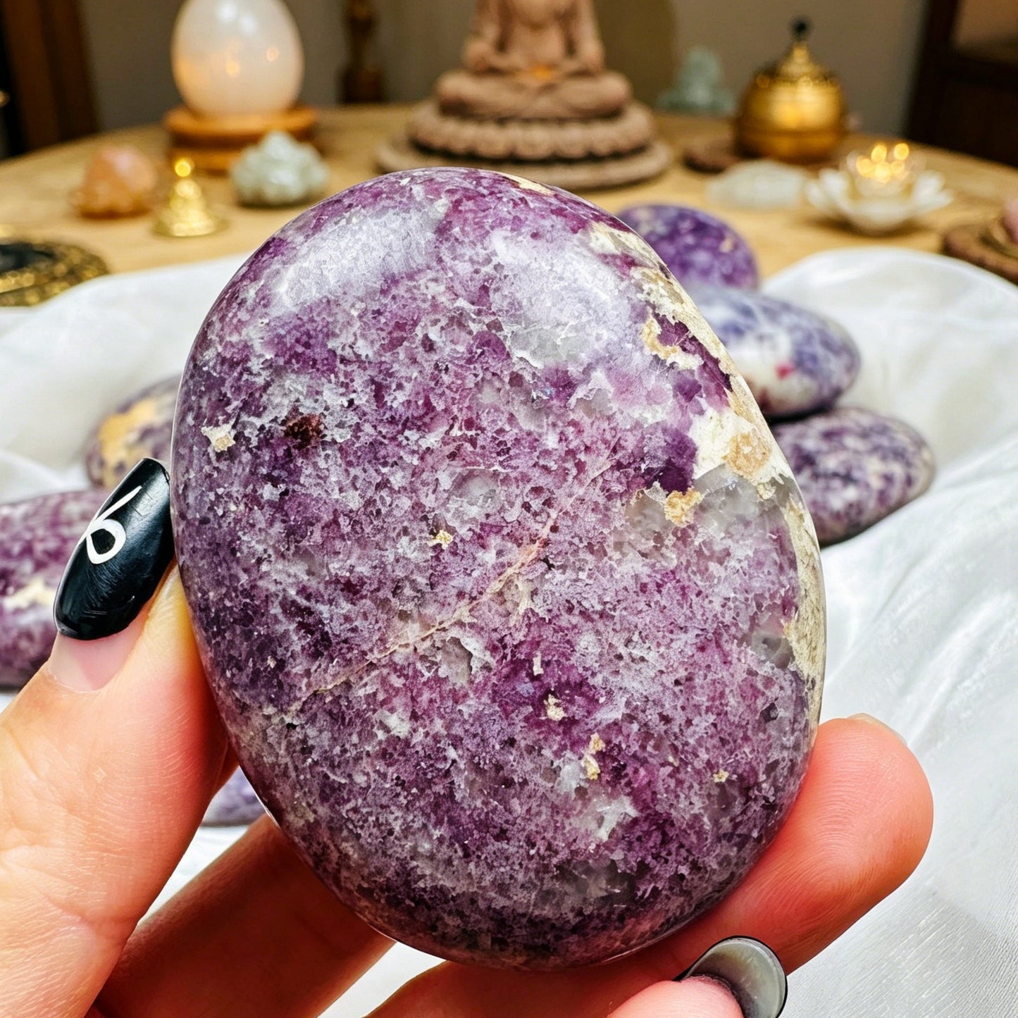 Natural Playing with Zili Yunshi Heal ing Gemstone Home Decor