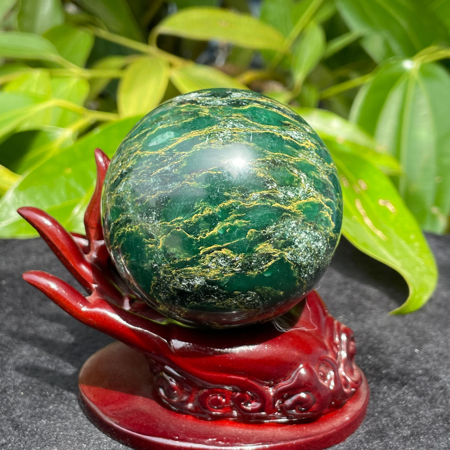 Home Decoration Crafts Polished Emerald Green Sphere Crystal