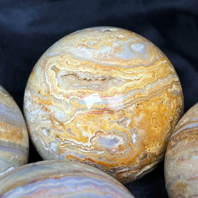 Natural Thousand layer agate ball Heal ing Gemstone Home Decor