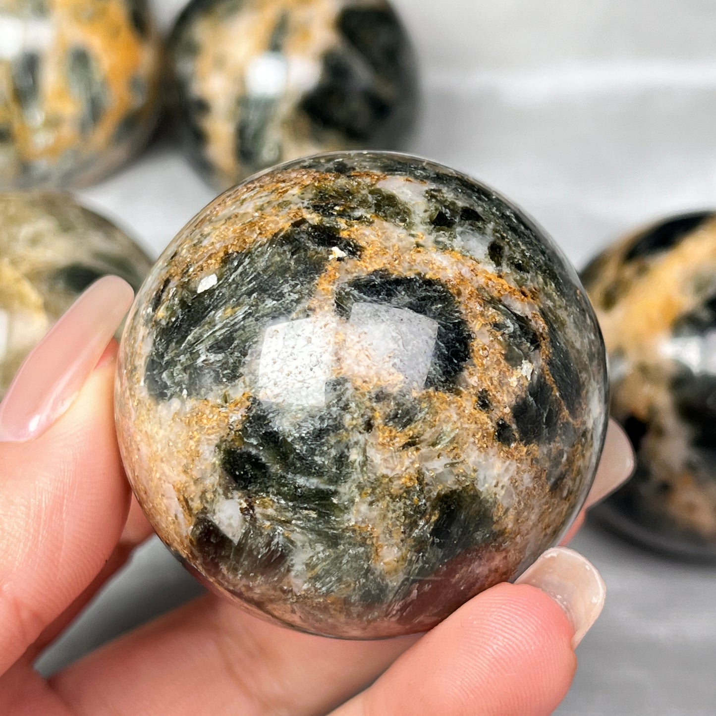 Natural Tiger skin mica ball Heal ing Gemstone Home Decor