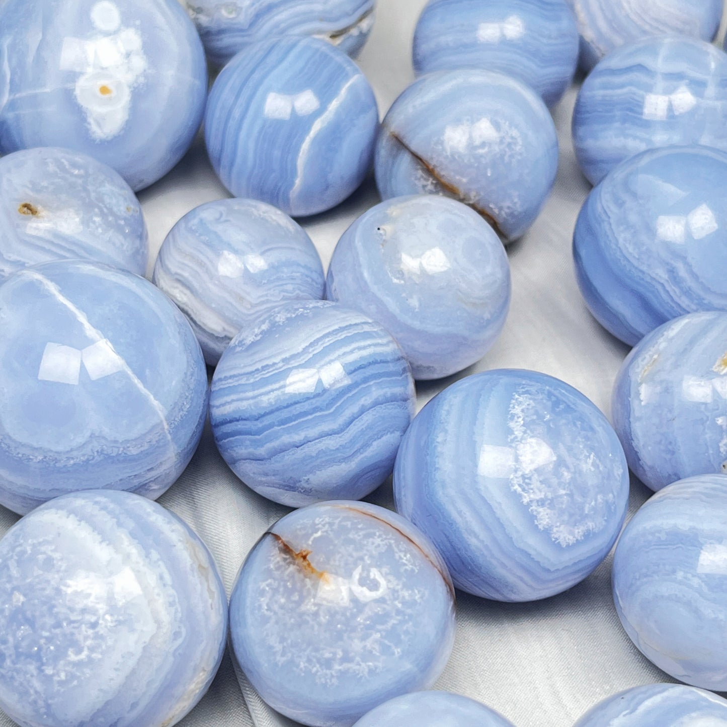 Natural Crystal Cave Blue Pattern Agate Ball Heal ing Gemstone Home Decor