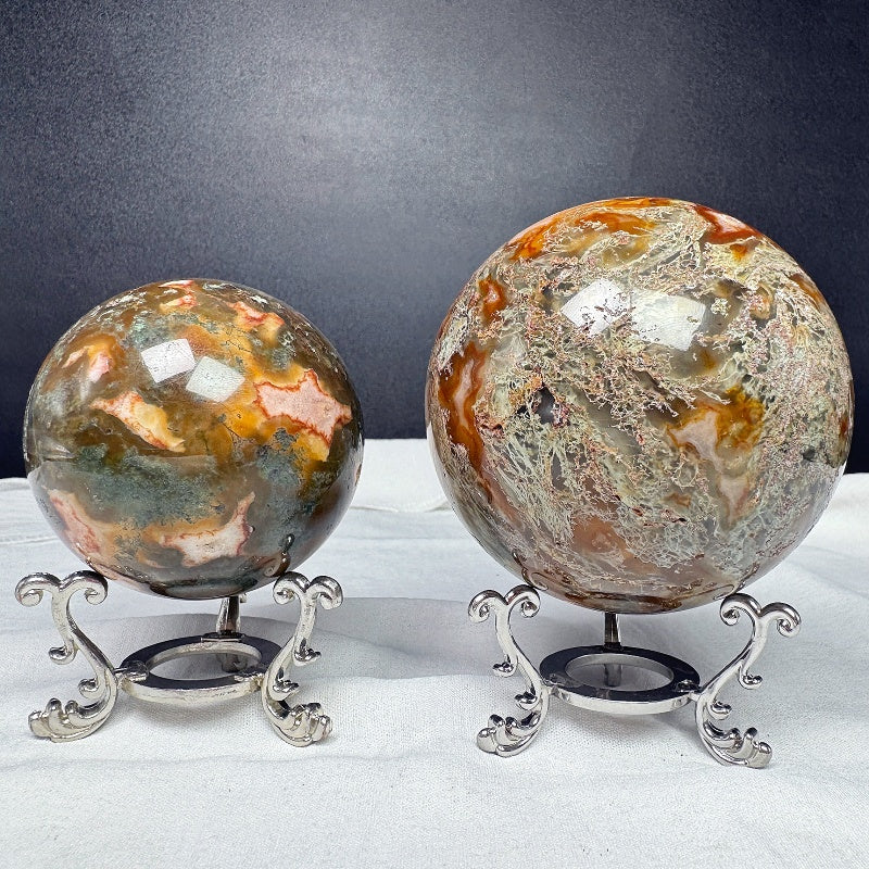 Natural Red water grass agate ball Heal ing Gemstone Home Decor