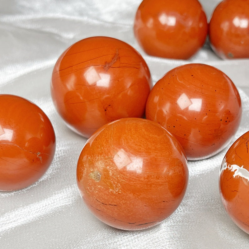 Natural Red Jade Ball Heal ing Gemstone Home Decor