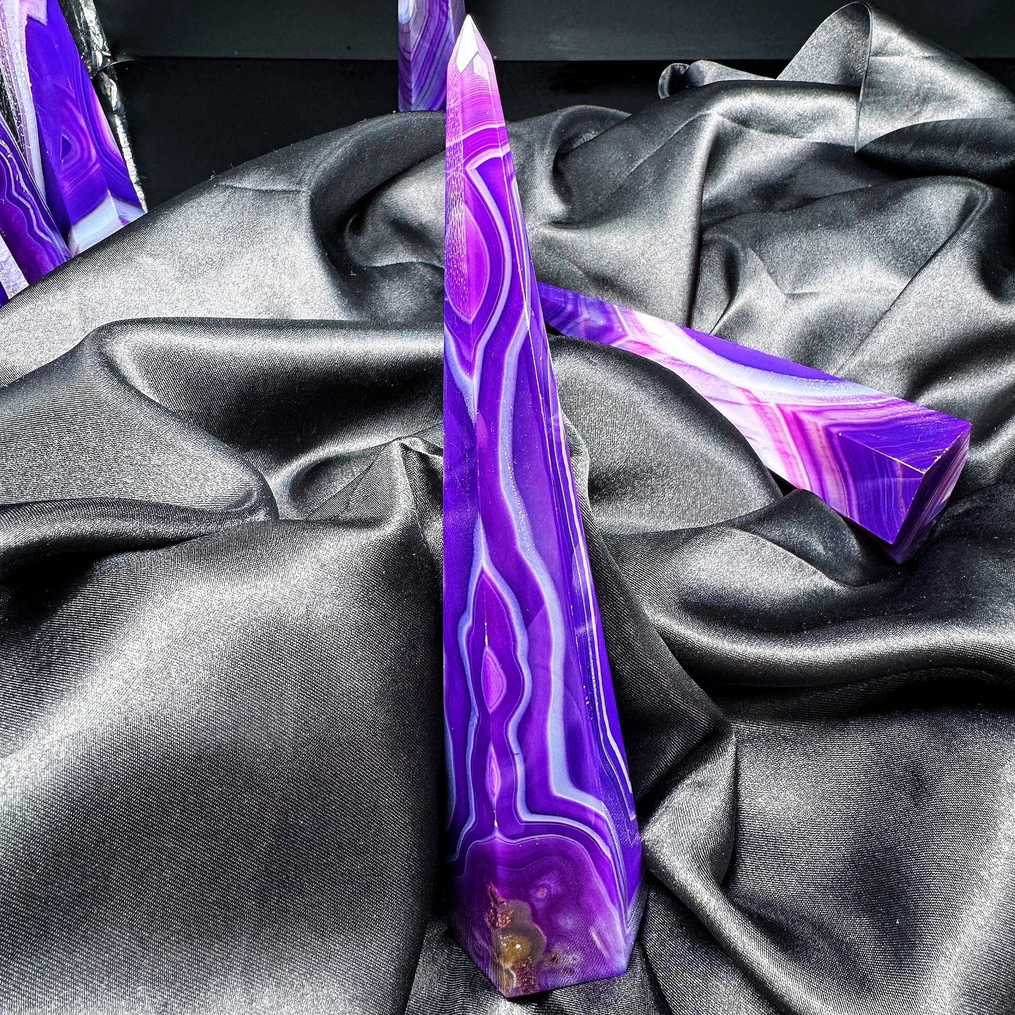 Natural Purple wrapped agate tower Heal ing Gemstone Home Decor