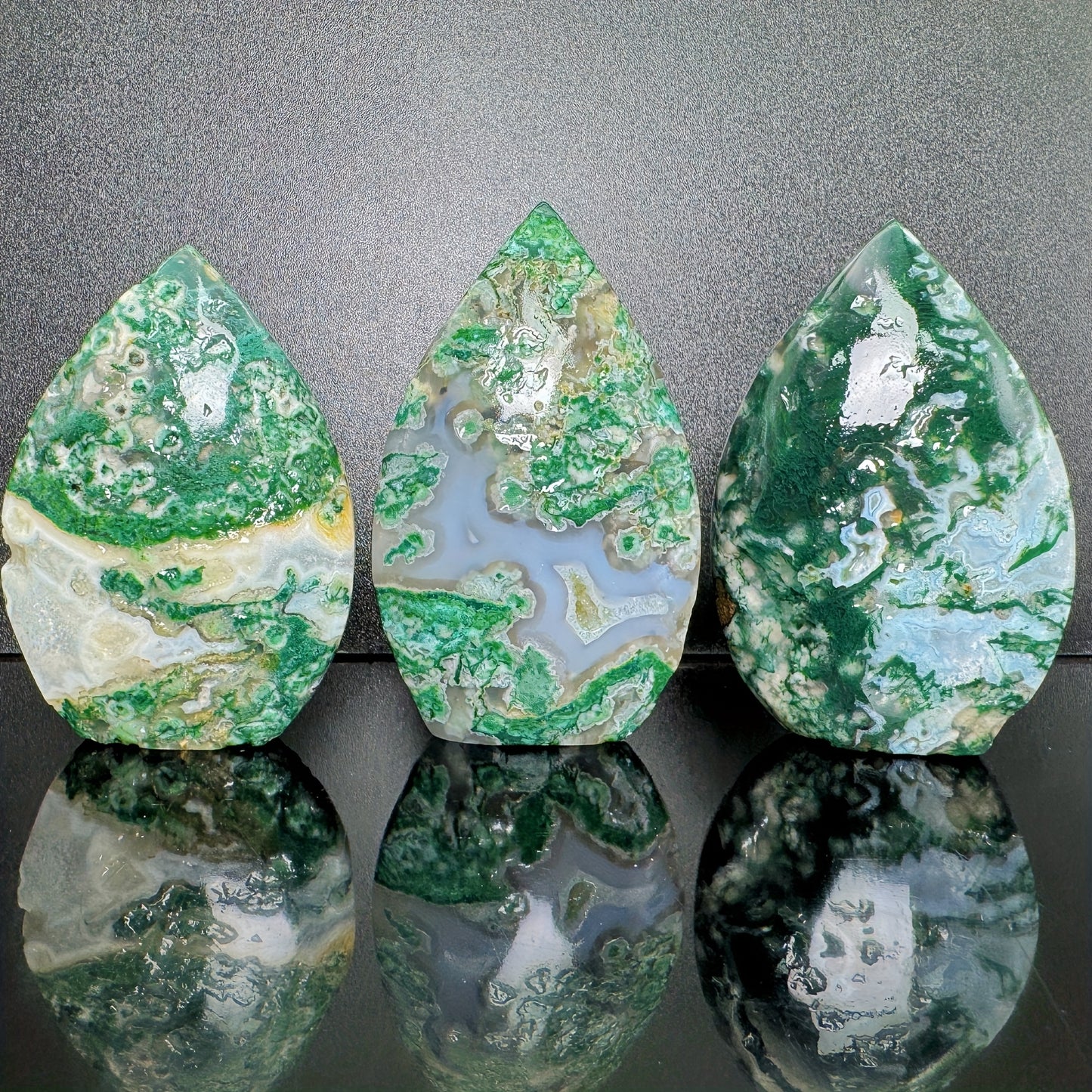 Natural Pink fluorescent agate ornament Heal ing Gemstone Home Decor