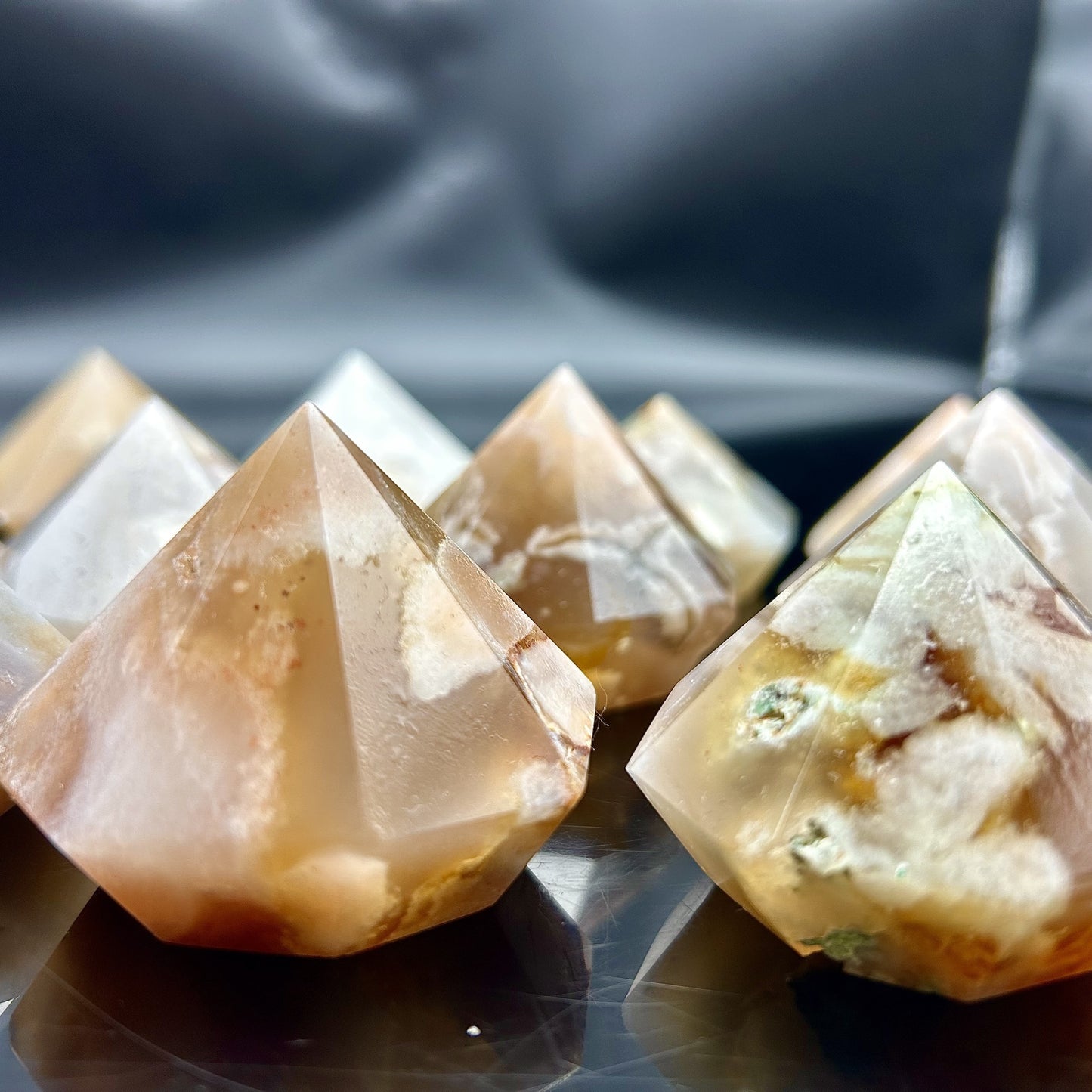 Natural Cherry blossom agate carved diamonds Heal ing Gemstone Home Decor
