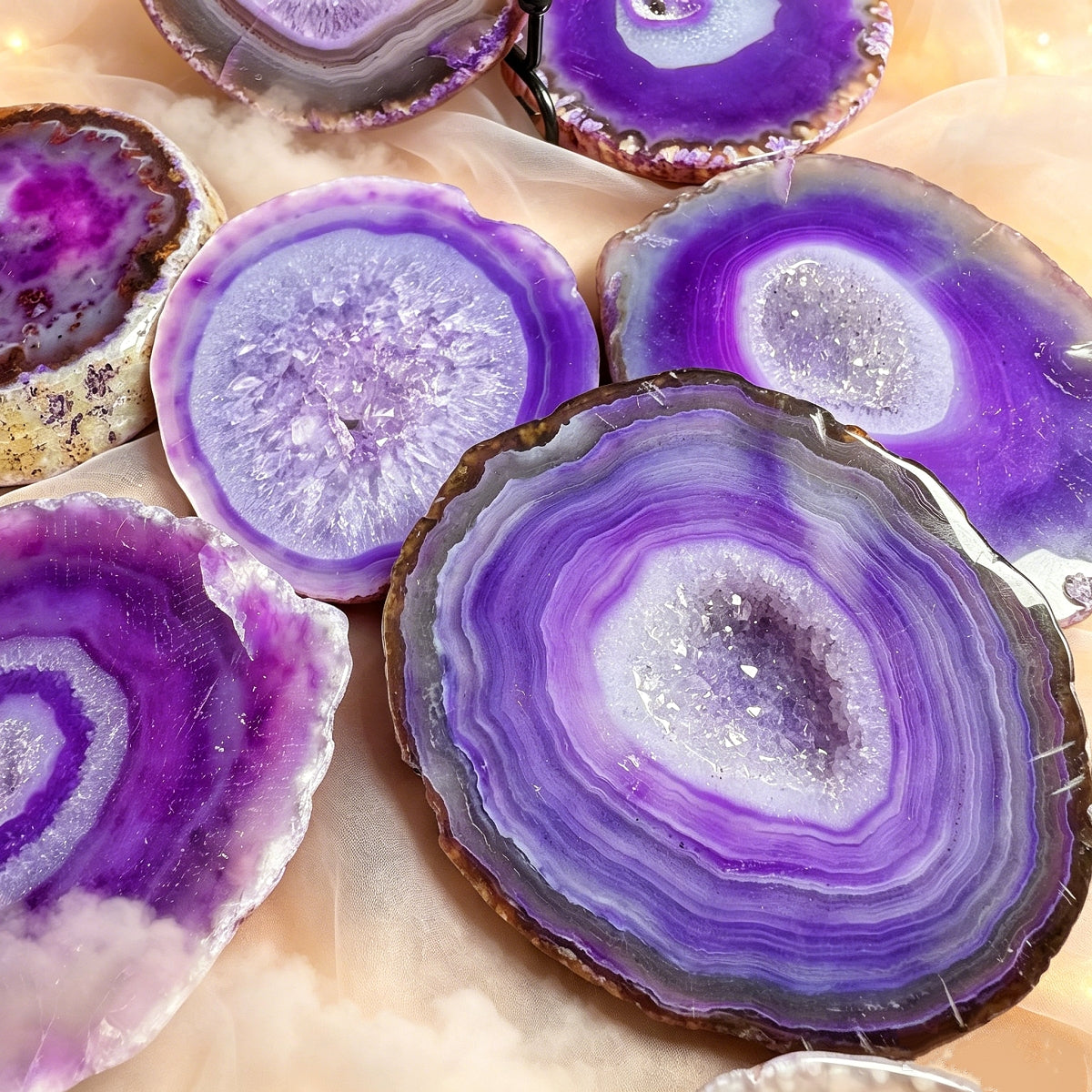 Natural Crystal Cave Purple Wrapped Silk Agate Slices Heal ing Gemstone Home Decor