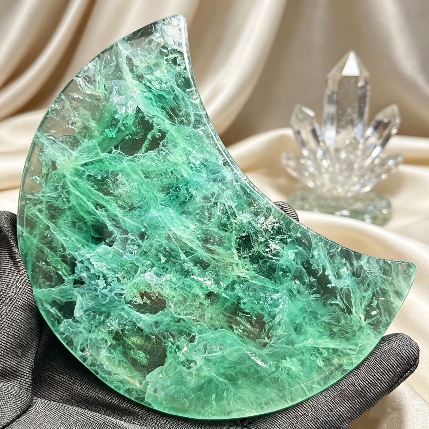 Natural Green fluorite carving moon Heal ing Gemstone Home Decor