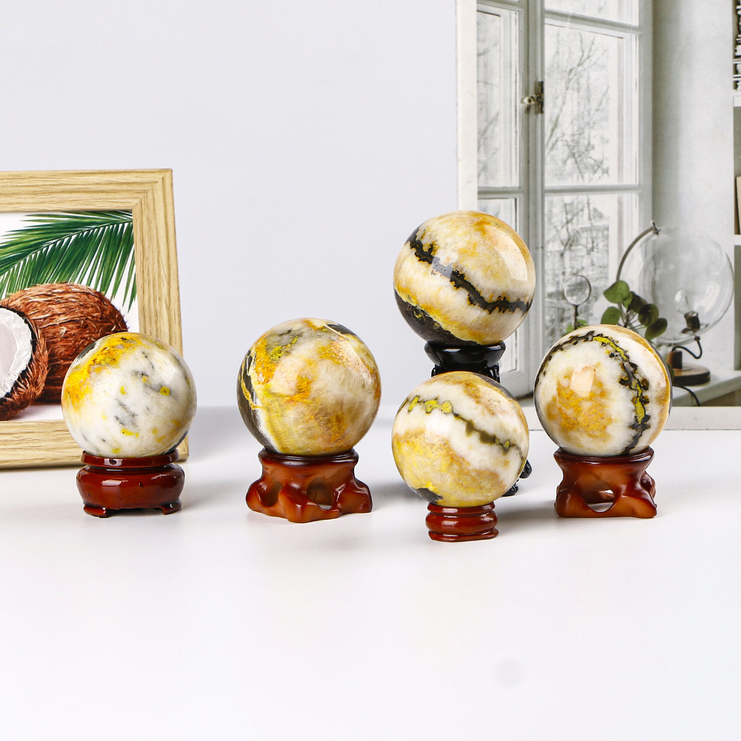 Natural Bumblebees Jasper Sphere Healing Energy Ball Meditation Home Decor Gift