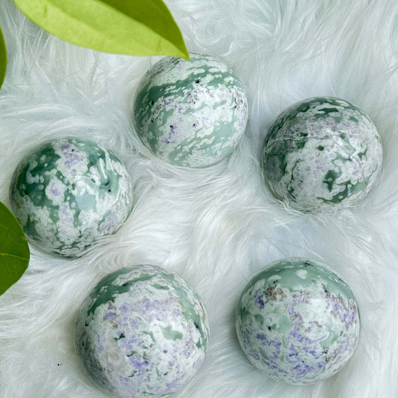 Natural Sodalite Sphere Healing Energy Ball Meditation Home Decor Gift