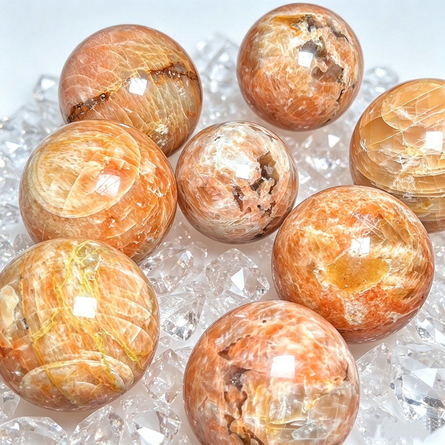 Natural Sparkling Orange Stone Ball Heal ing Gemstone Home Decor