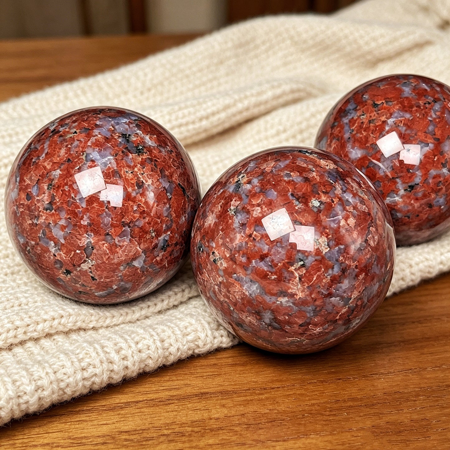 Natural Red violet ball Heal ing Gemstone Home Decor