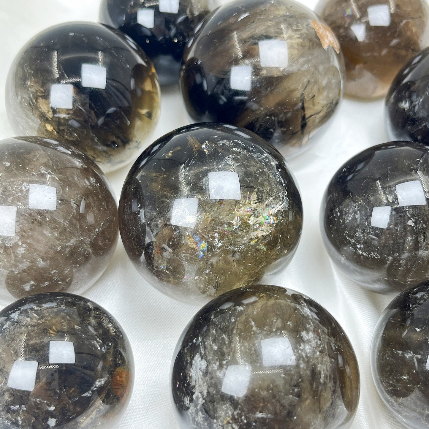 Natural Tea crystal ball Heal ing Gemstone Home Decor
