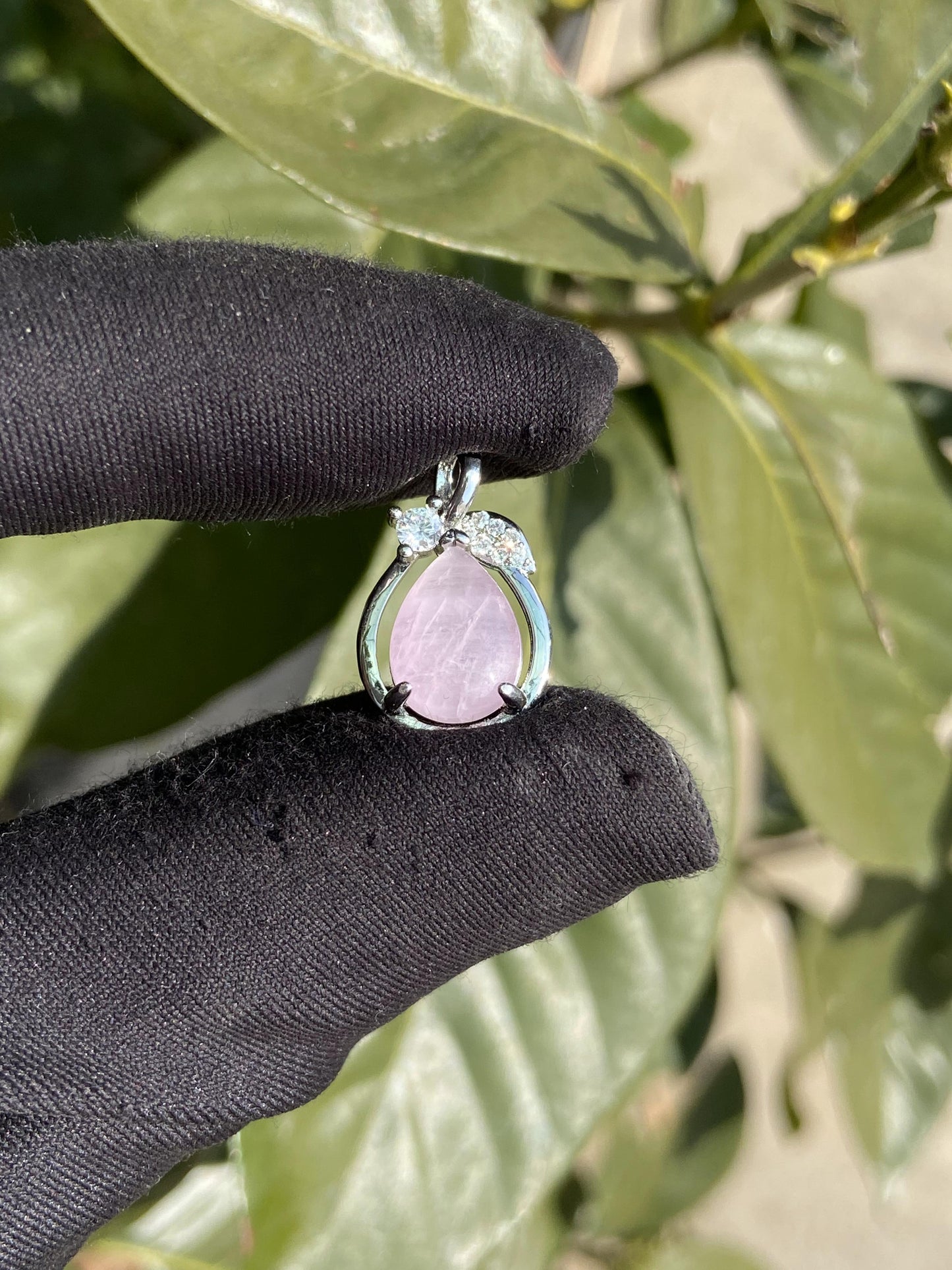 rose quartz rings