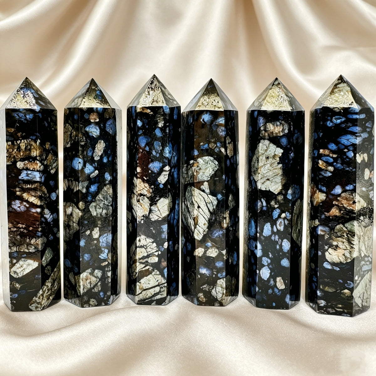 Natural Black and blue flashing single pointed pillar Heal ing Gemstone Home Decor