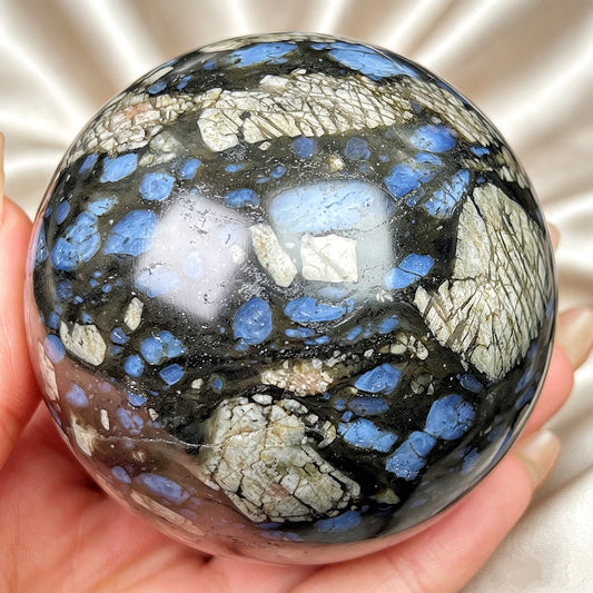 Natural Black and Blue Sparkle Stone Ball Heal ing Gemstone Home Decor