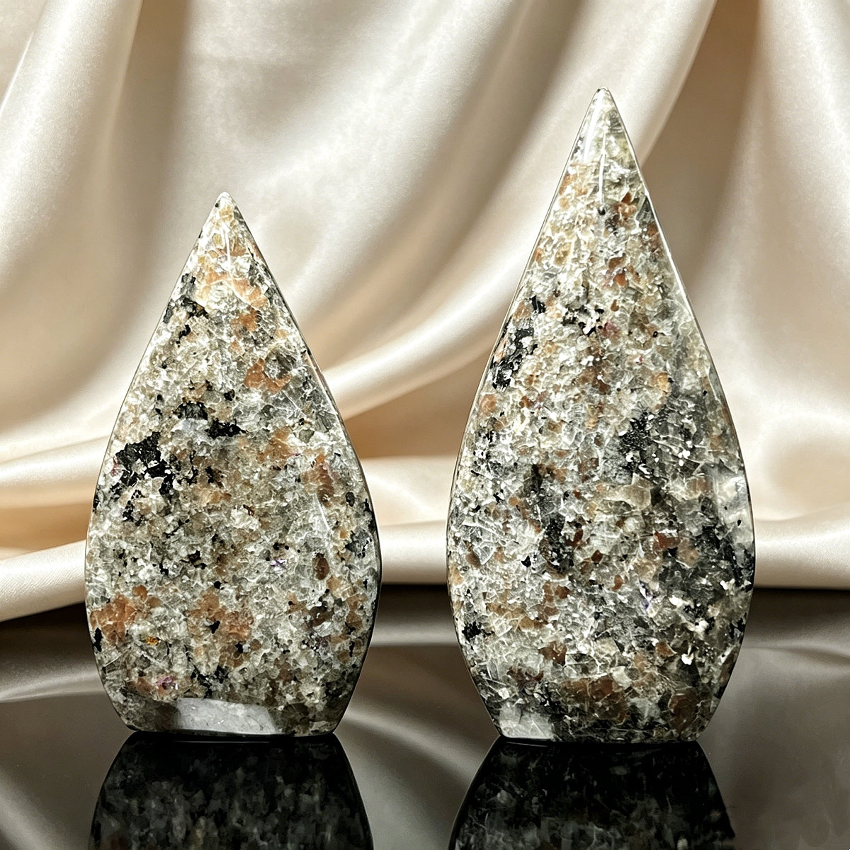Natural Flame Stone Ornament Heal ing Gemstone Home Decor