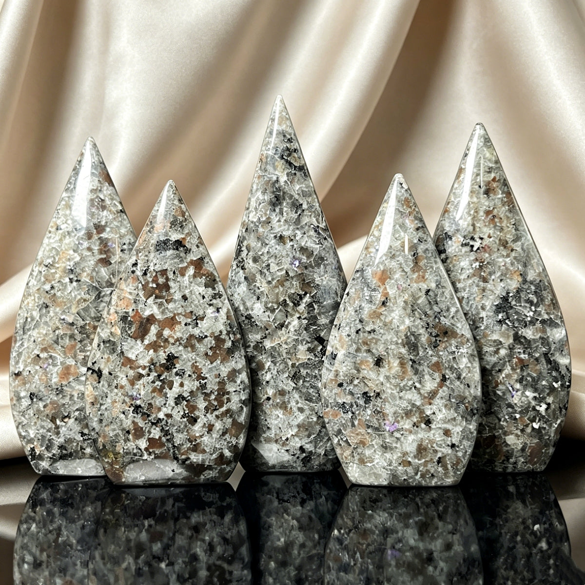 Natural Flame Stone Ornament Heal ing Gemstone Home Decor