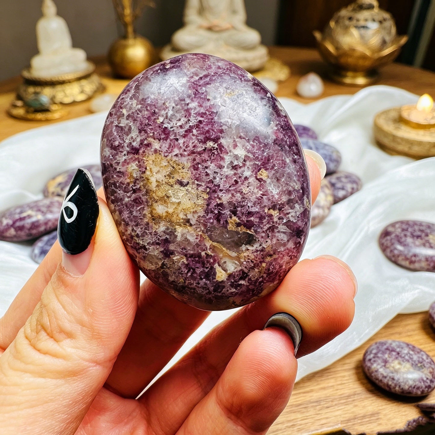 Natural Playing with Zili Yunshi Heal ing Gemstone Home Decor