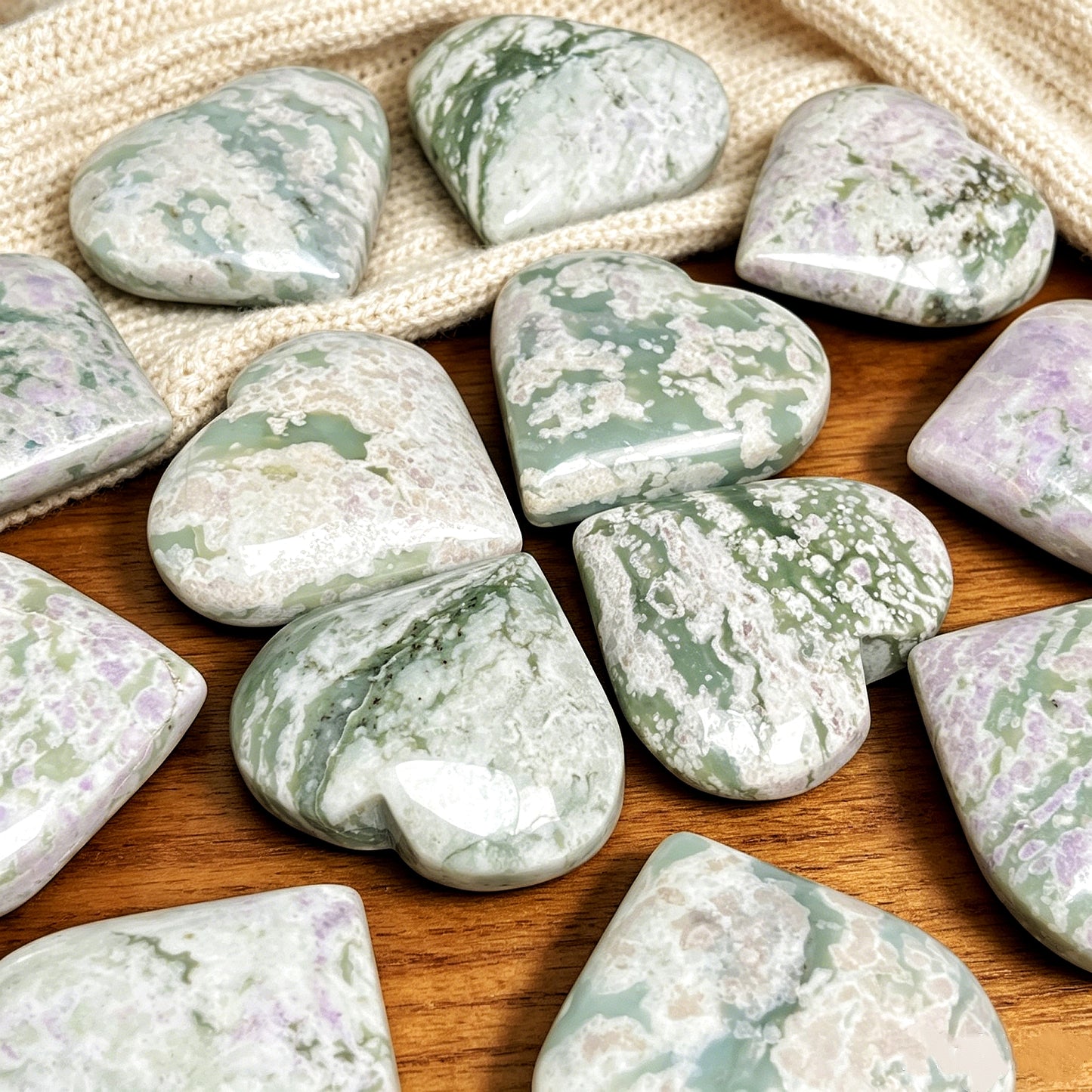 Natural Fangna Stone Love Heart Heal ing Gemstone Home Decor