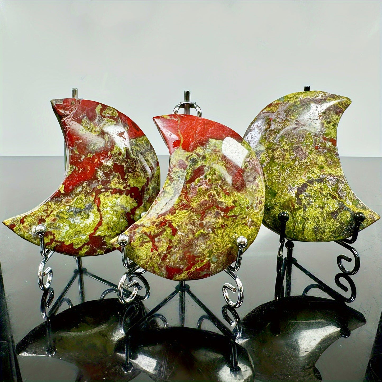 Natural Brazilian Bloodstone Moon Heal ing Gemstone Home Decor