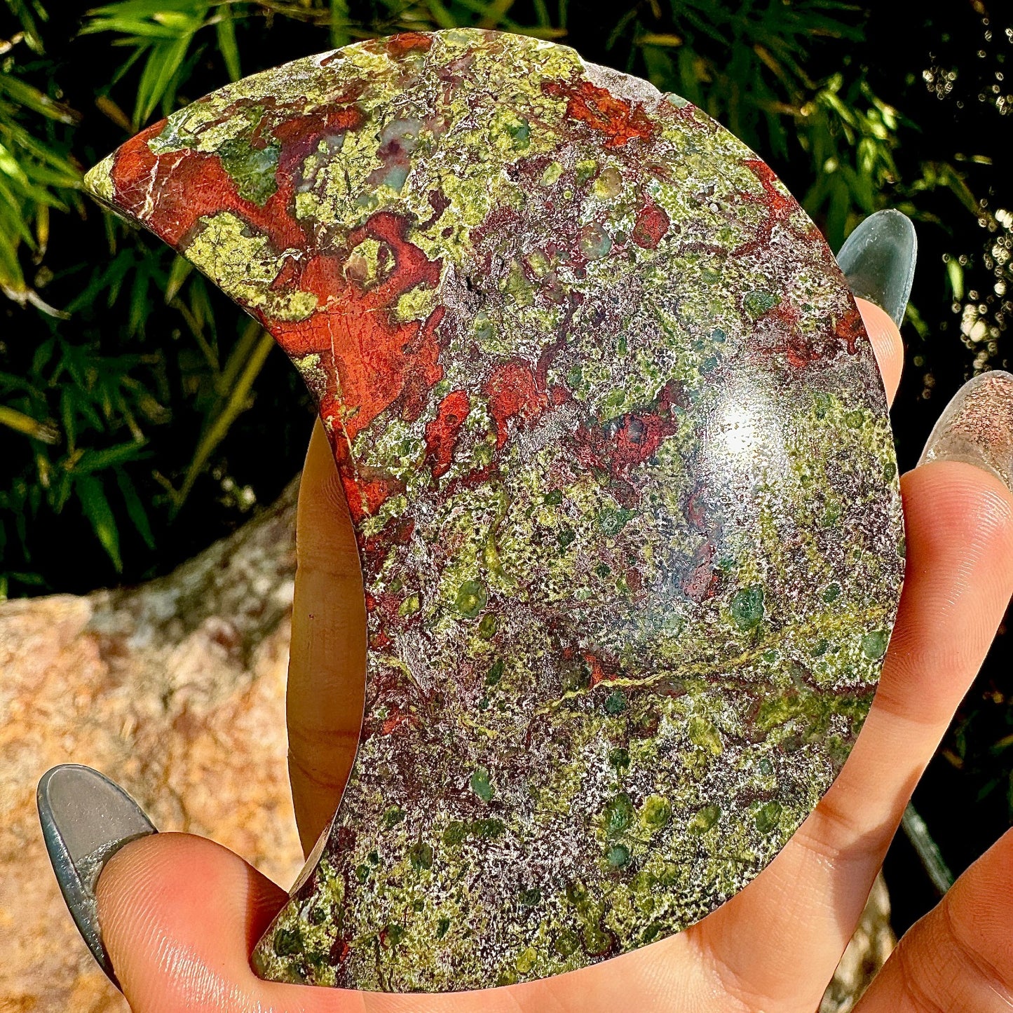 Natural Brazilian Bloodstone Moon Heal ing Gemstone Home Decor