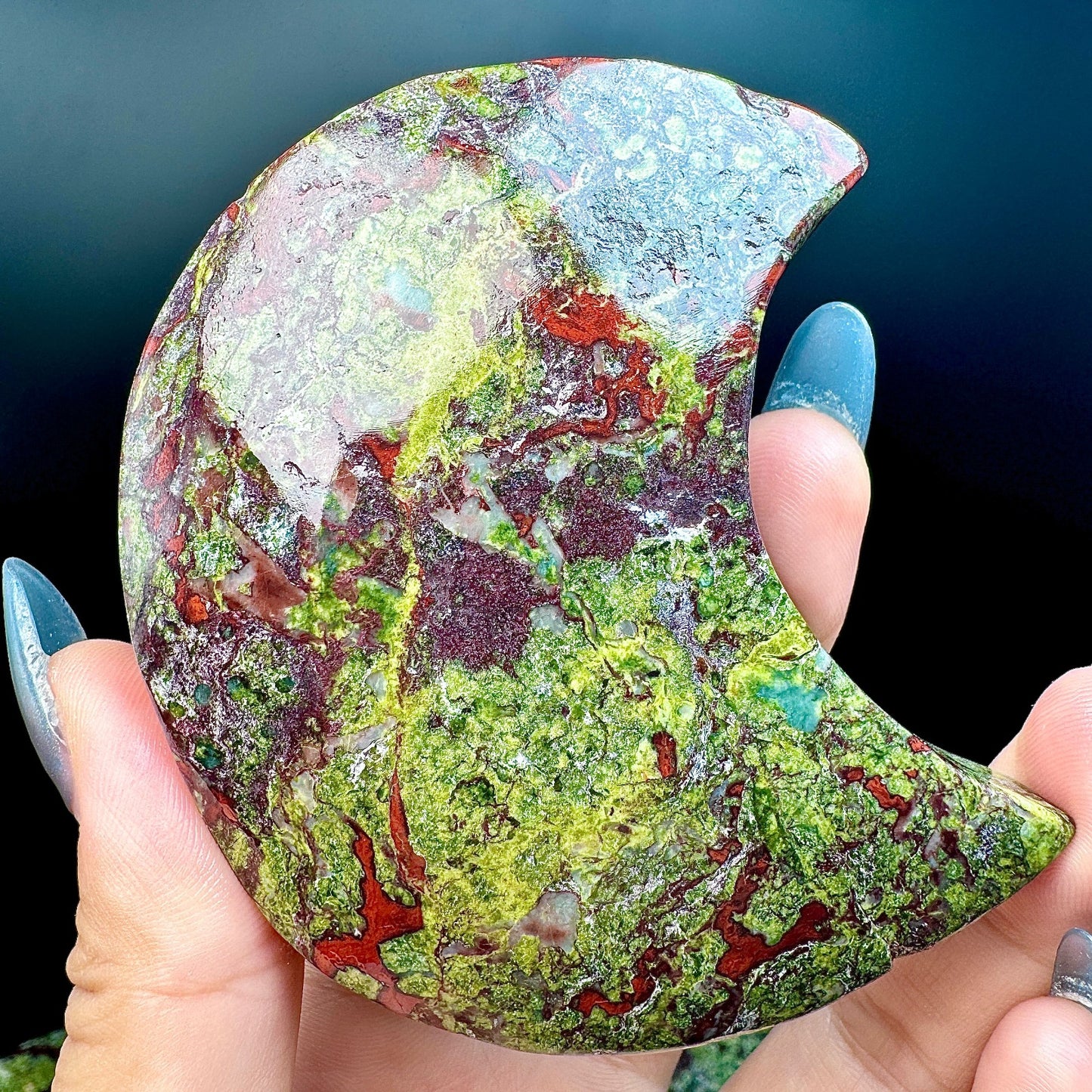Natural Brazilian Bloodstone Moon Heal ing Gemstone Home Decor