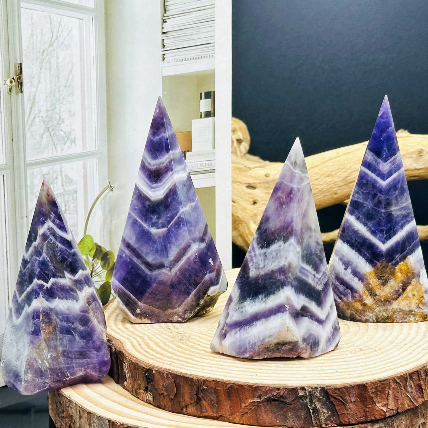 Natural Amethyst Pyramid Heal ing Gemstone Home Decor