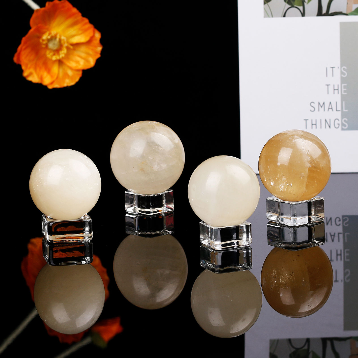 Crystal Iceberg Stone Balls Polished for Home Decoration Halloween Christmas Gifts