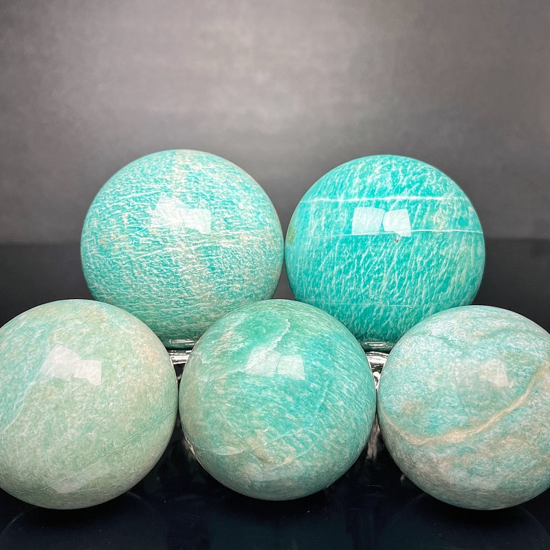 Natural Tianhe Stone Ball Heal ing Gemstone Home Decor