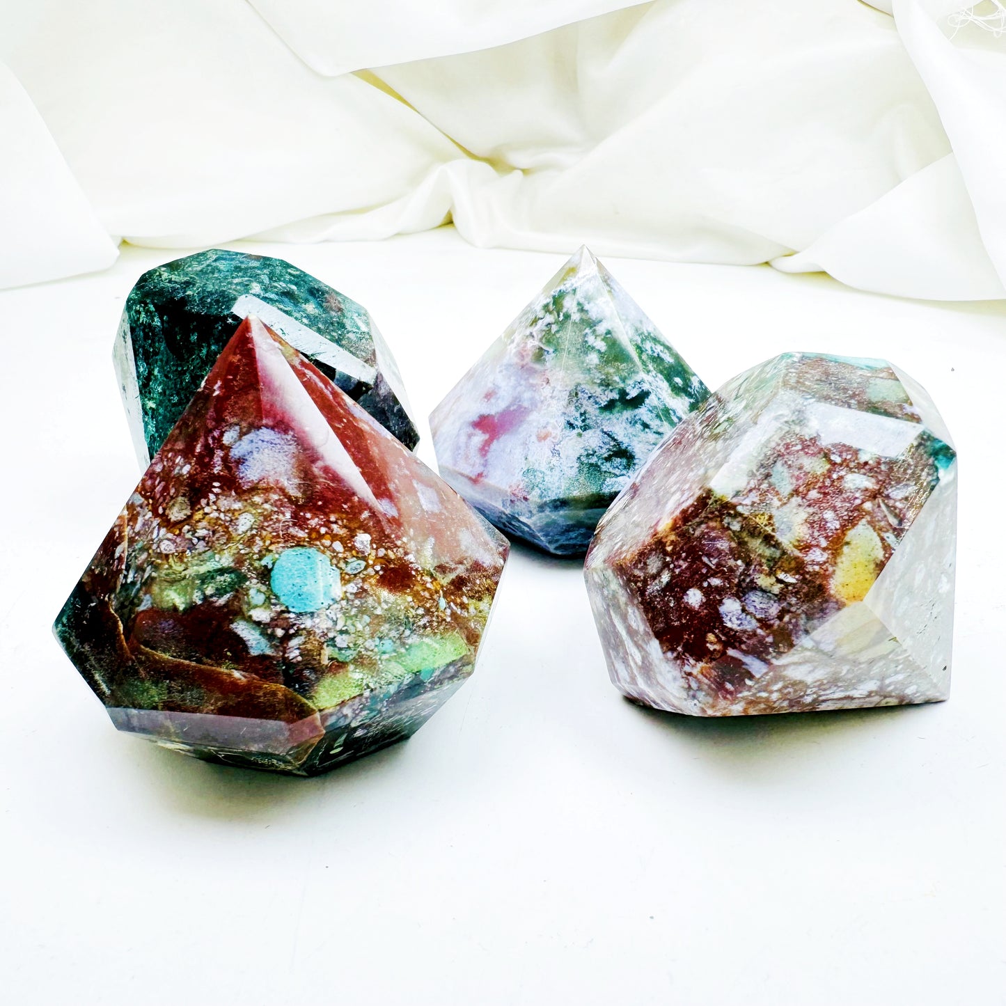 Natural Ocean Water Grass Agate Carving Diamond Heal ing Gemstone Home Decor