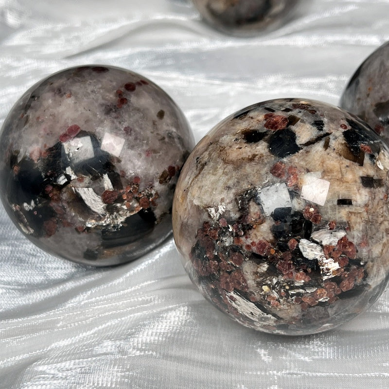 Natural Garnet tourmaline silver cloud mother ball Heal ing Gemstone Home Decor