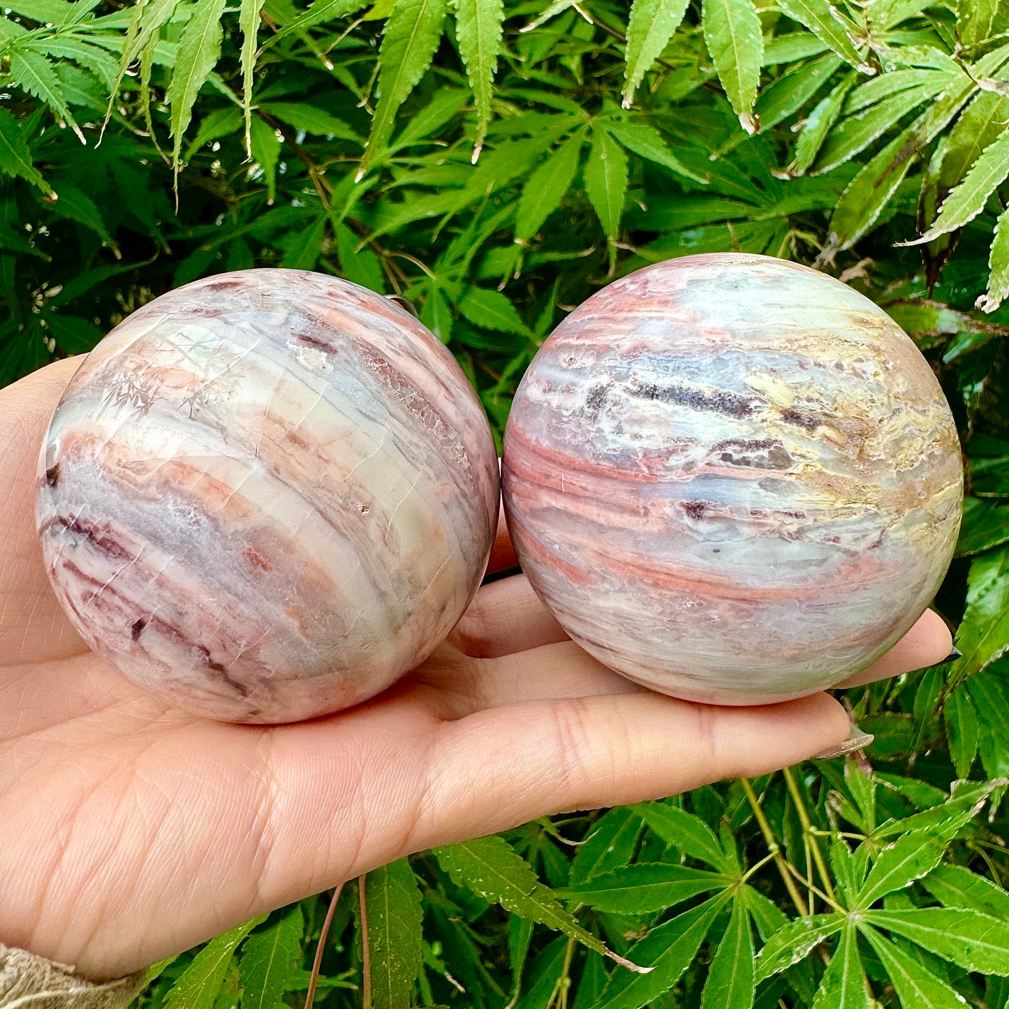 Natural Peach blossom stone ball Heal ing Gemstone Home Decor