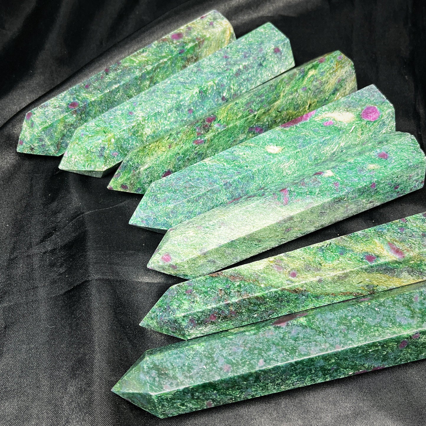 Natural Monet Garden Single Pointed Column Heal ing Gemstone Home Decor
