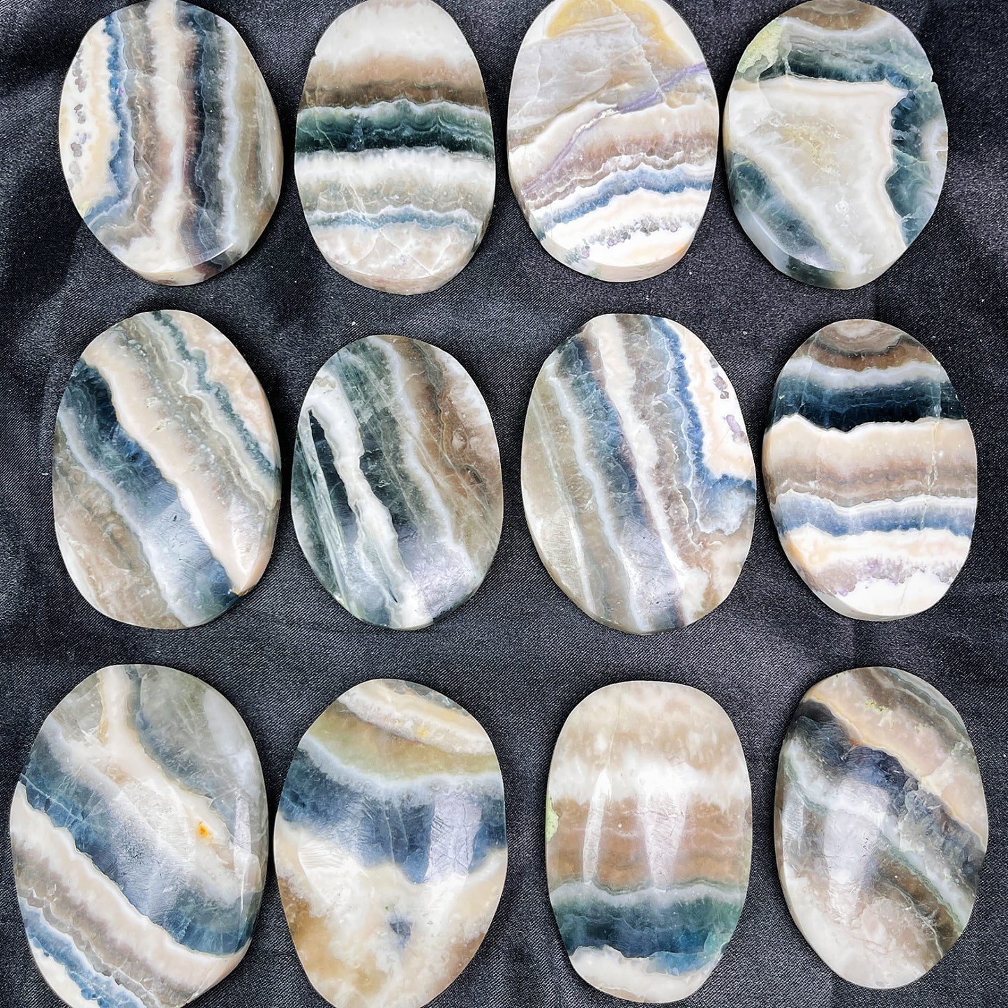 Natural Playing with fluorescent fluorite Healing  Gemstone Home Decor