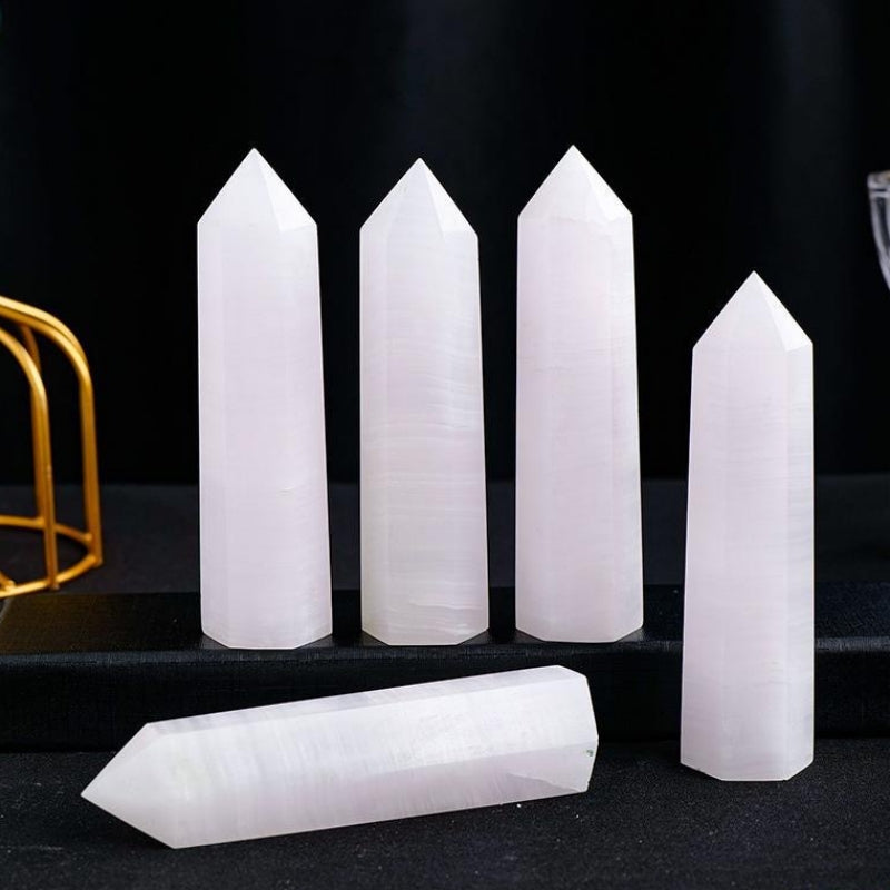 Natural Fenfang Jie Single pointed Column Heal ing Gemstone Home Decor