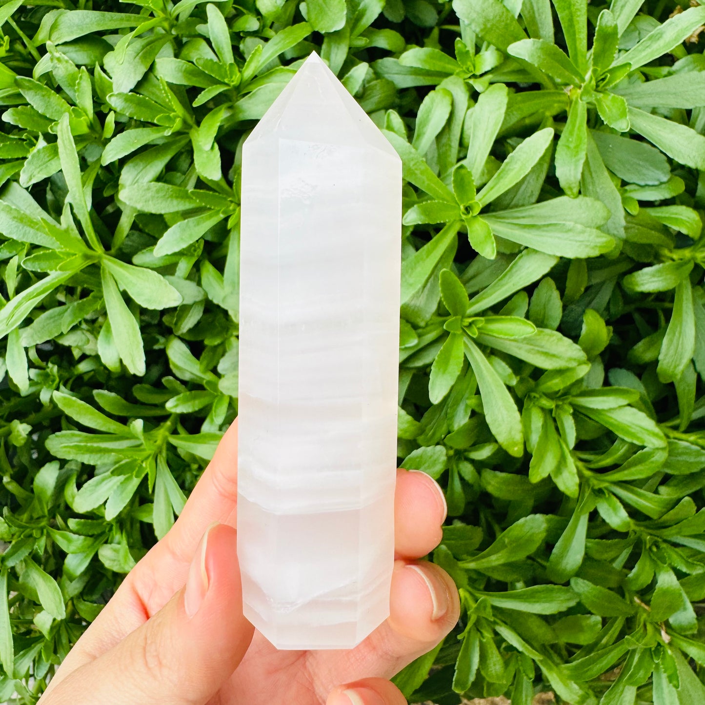 Natural Fenfang Jie Single pointed Column Heal ing Gemstone Home Decor