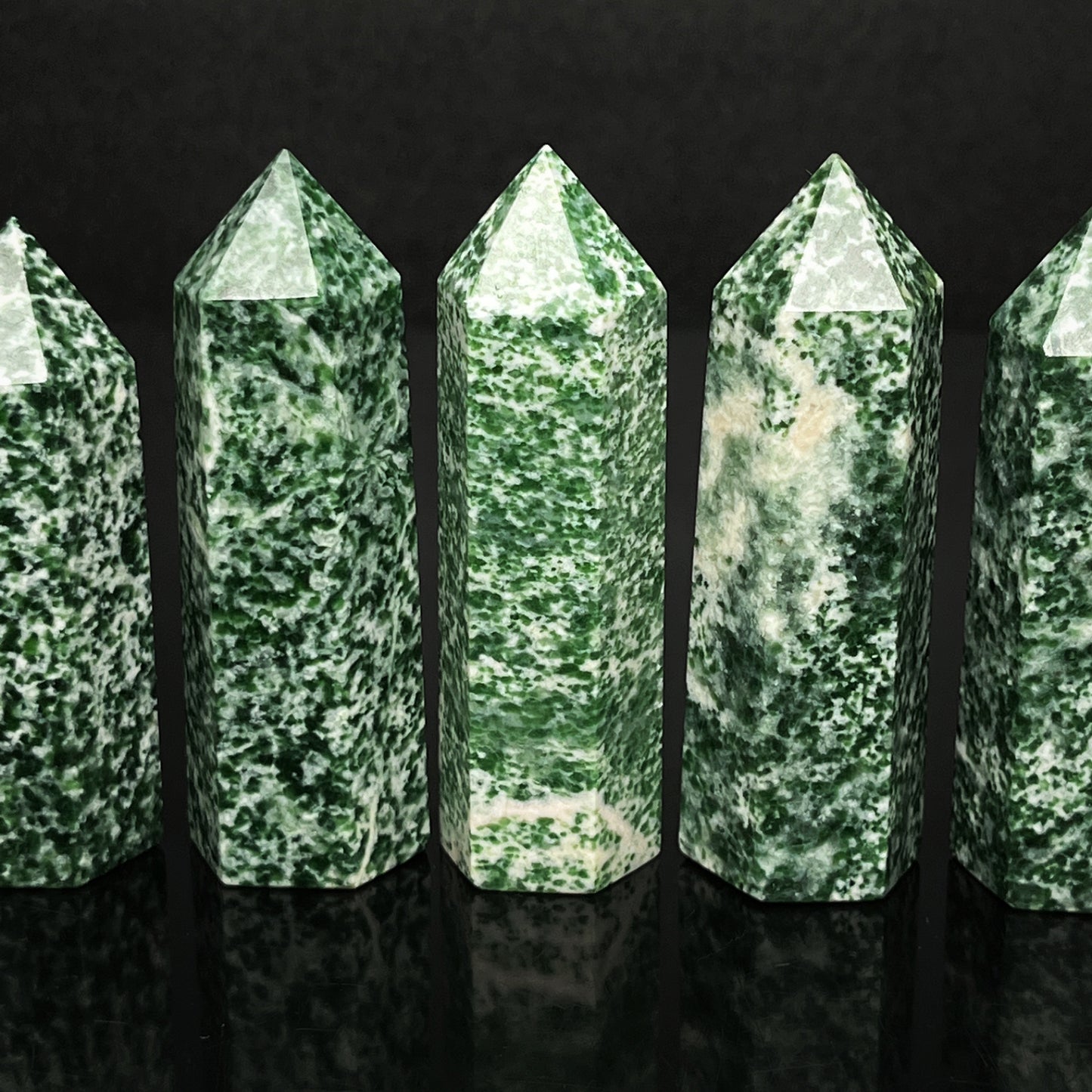 Natural Qinghai Cuidan Sharp Pillar Heal ing Gemstone Home Decor