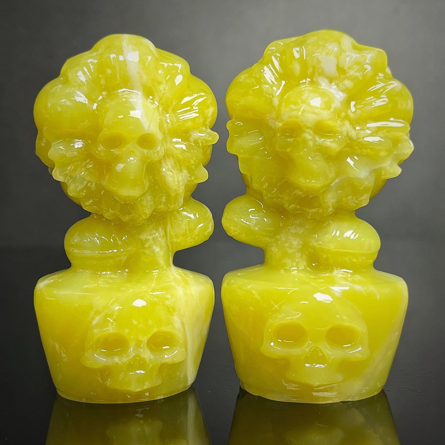 Natural Carving man eating flowers Heal ing Gemstone Home Decor