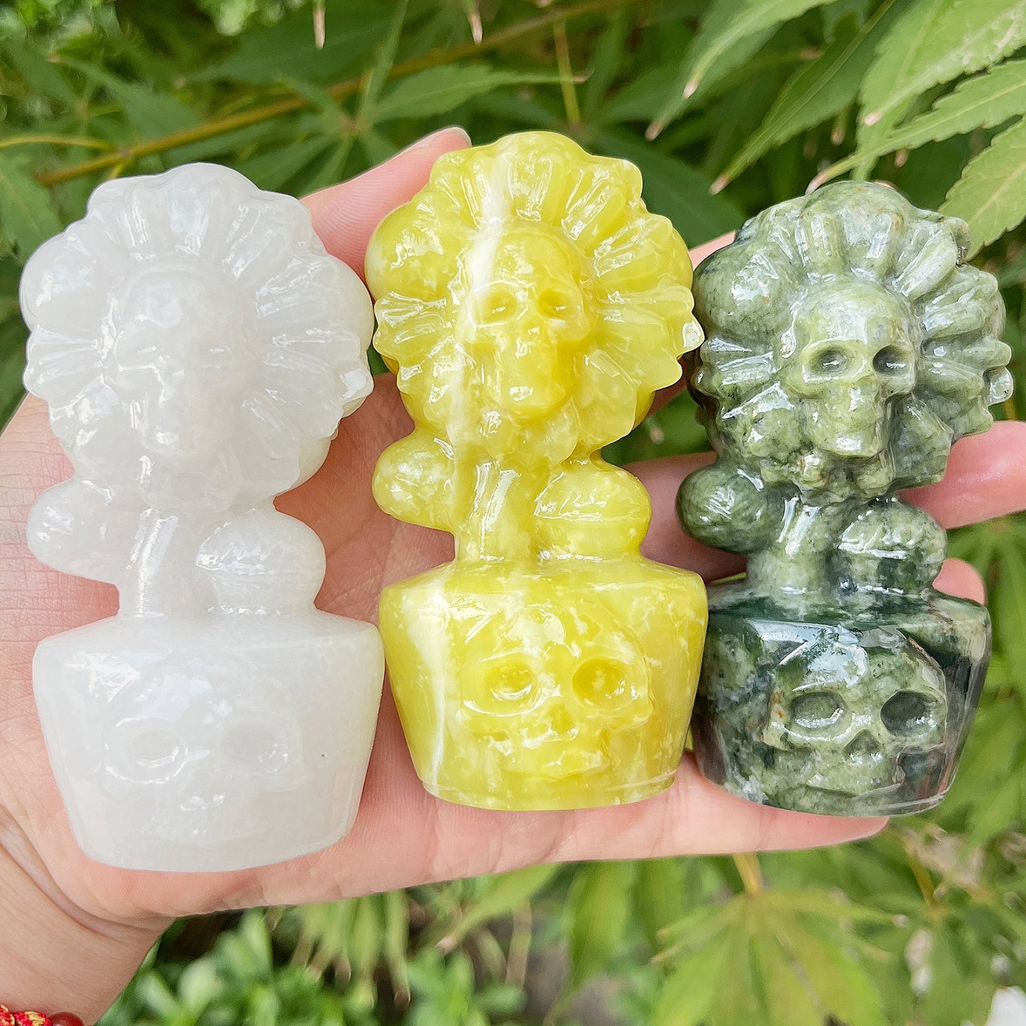 Natural Carving man eating flowers Heal ing Gemstone Home Decor