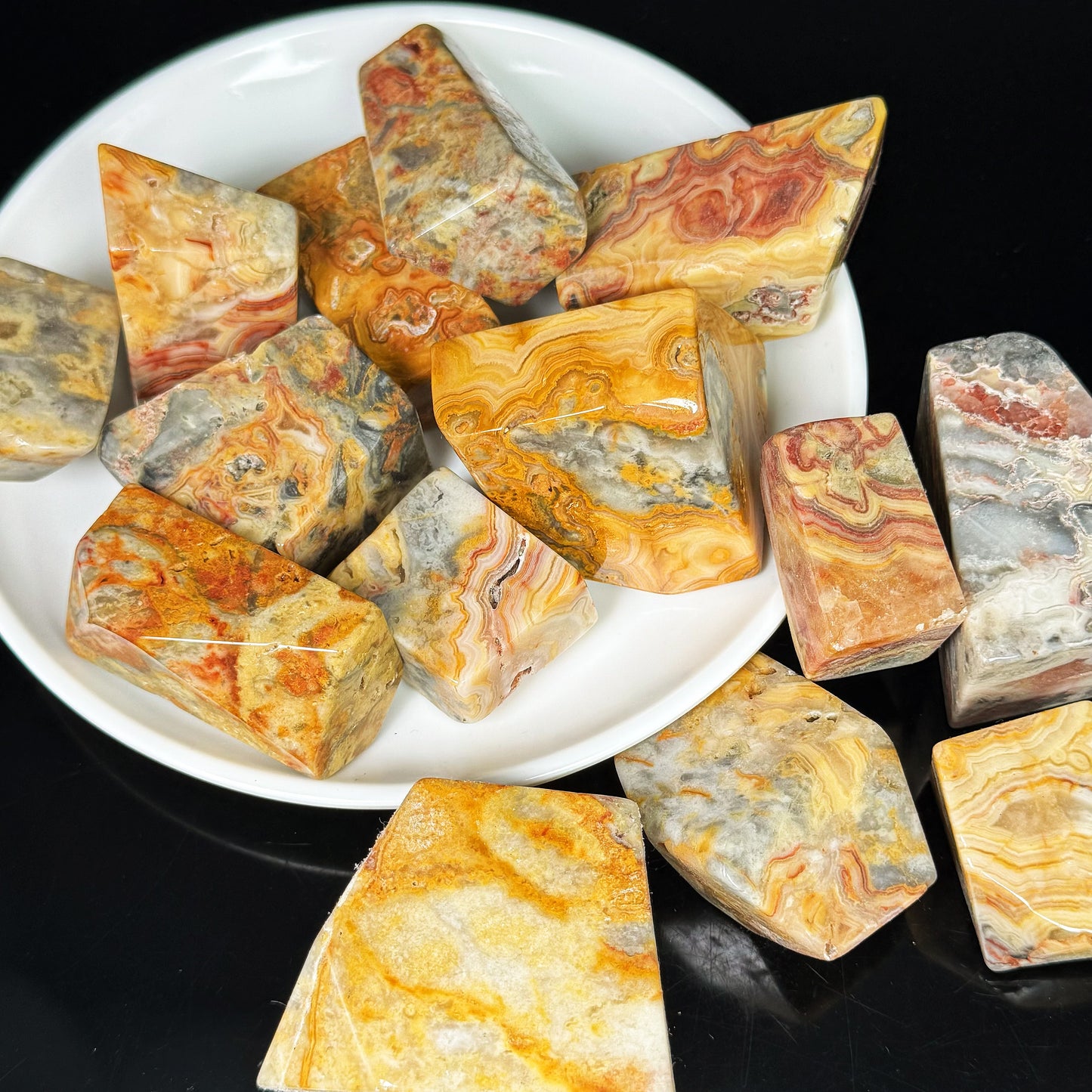 Natural Crazy Agate Random Form Heal ing Gemstone Home Decor