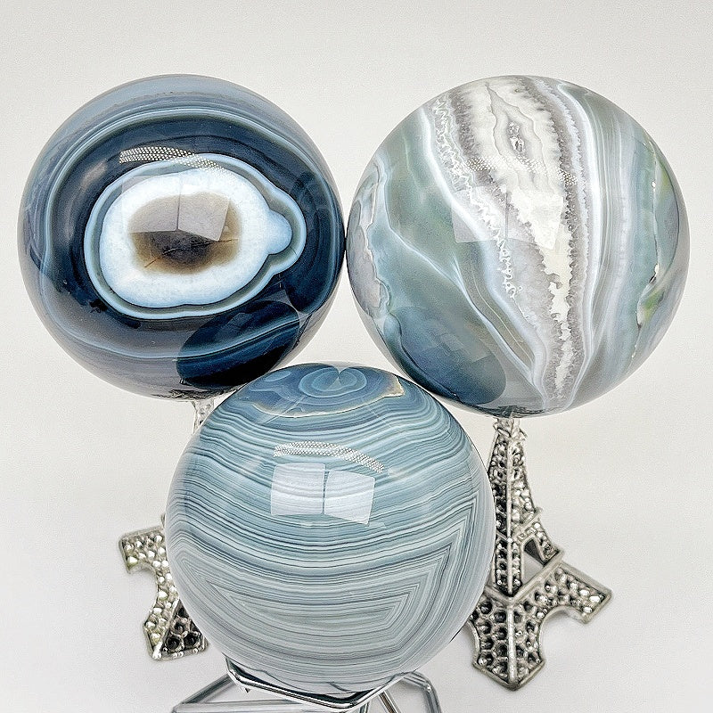 Natural Black gray wrapped agate ball Heal ing Gemstone Home Decor