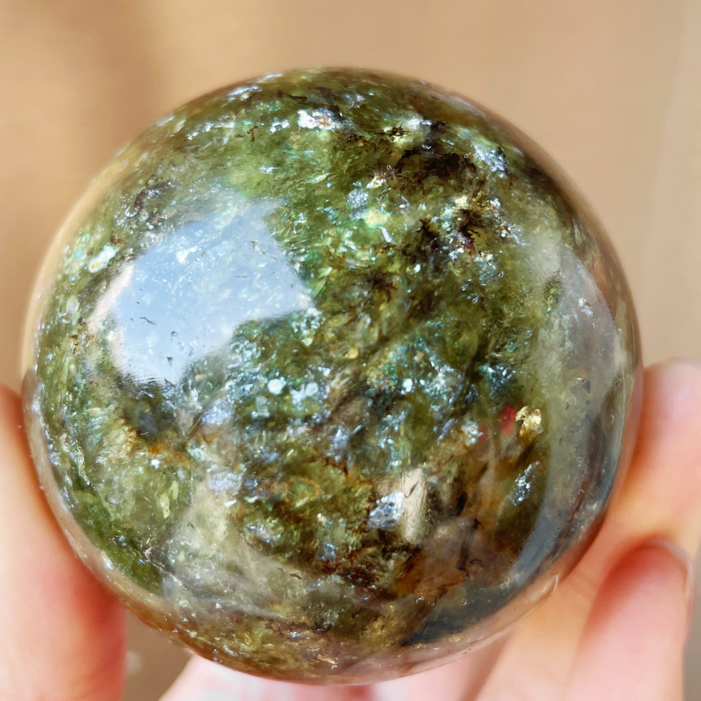 Green mica sphere