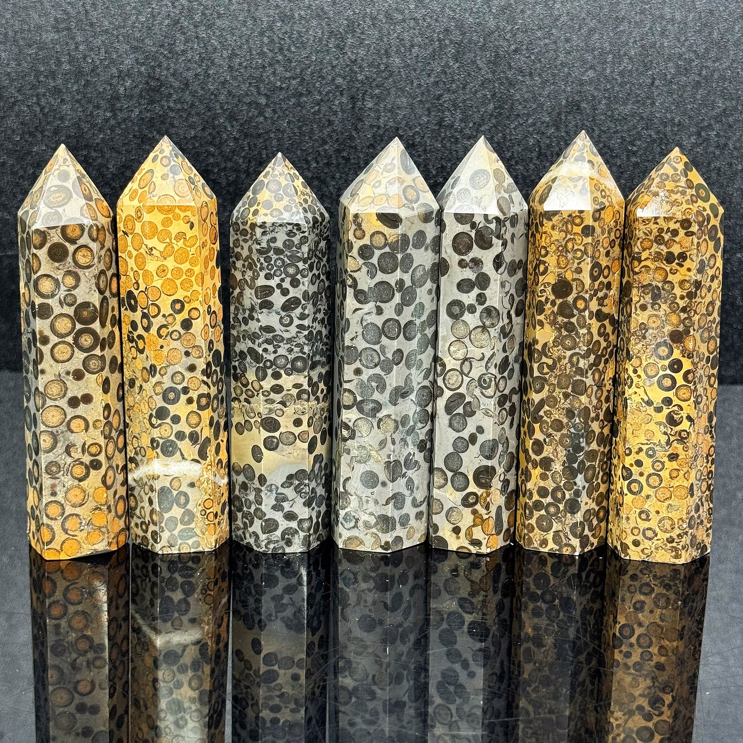 Natural Black Panther Pattern Stone Single Pointed Column Heal ing Gemstone Home Decor