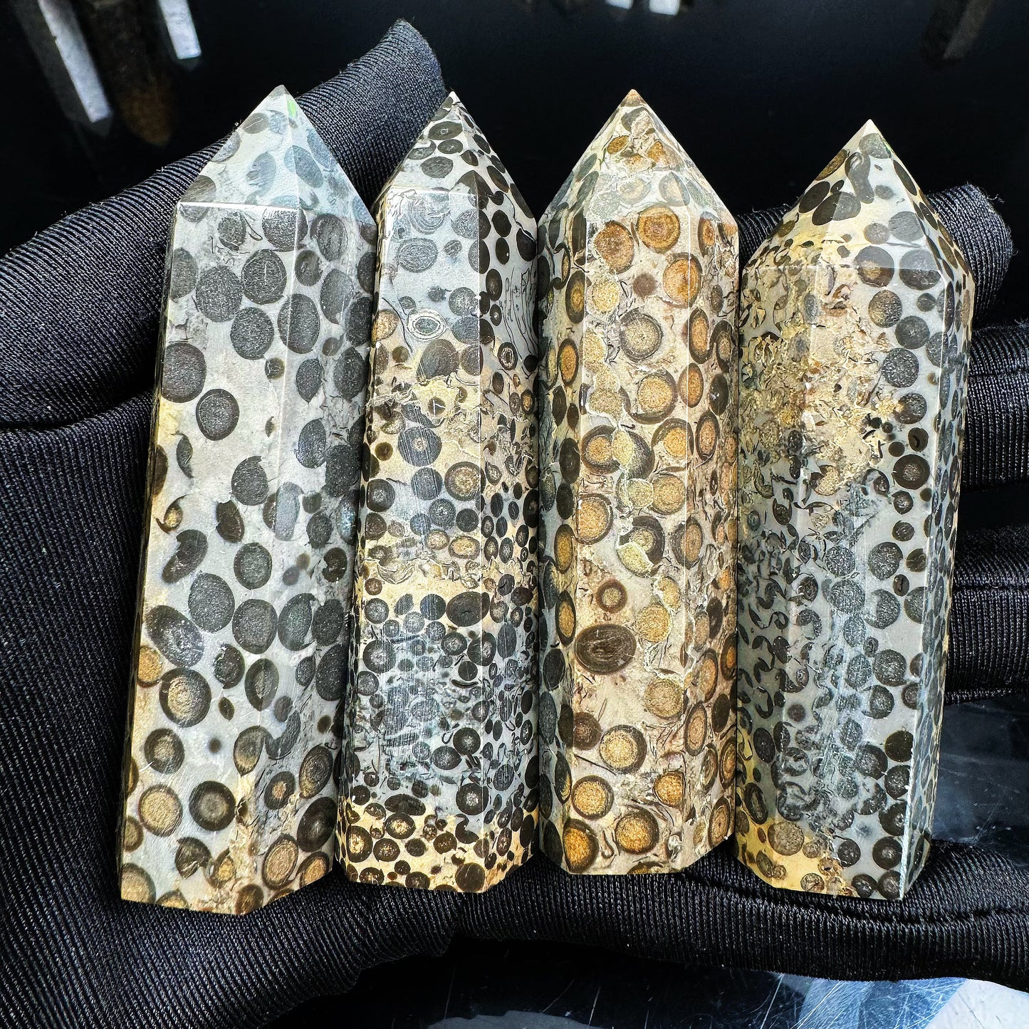Natural Black Panther Pattern Stone Single Pointed Column Heal ing Gemstone Home Decor