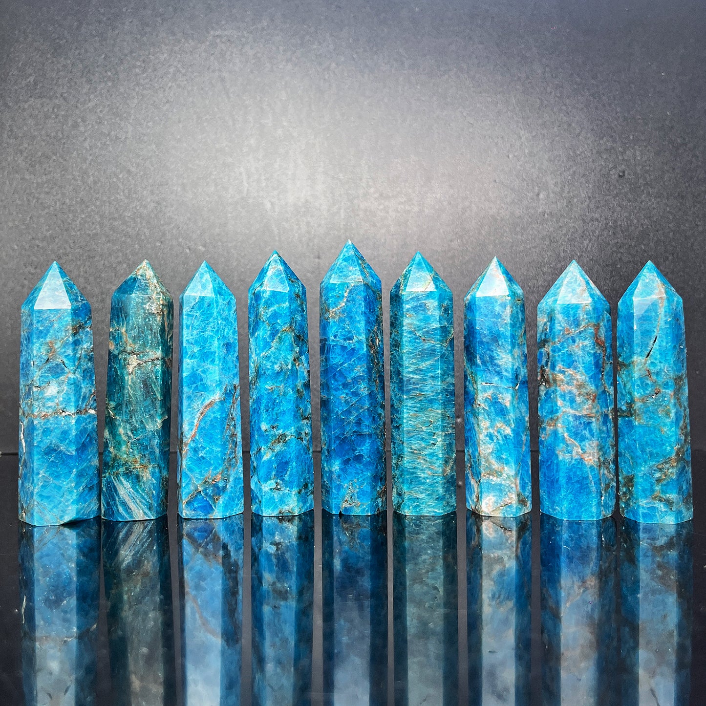 Natural Blue phosphorus glow single pointed column Heal ing Gemstone Home Decor