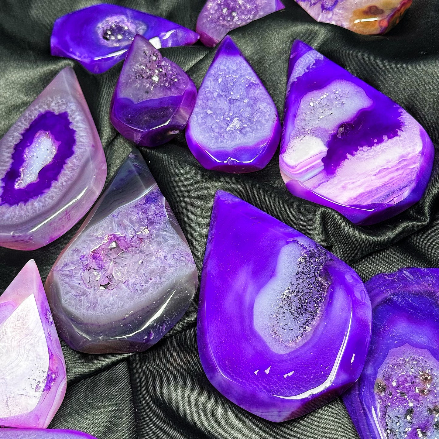 Natural Purple Filament Crystal Cave Sculpture Heal ing Gemstone Home Decor