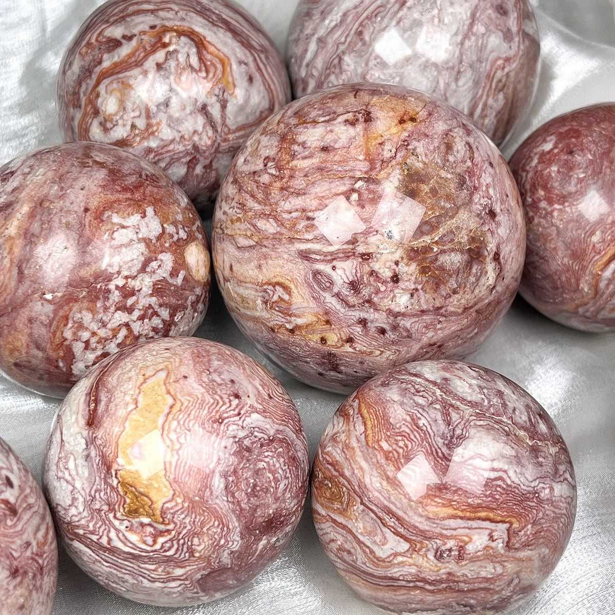 Natural Red patterned Mexican agate ball Heal ing Gemstone Home Decor